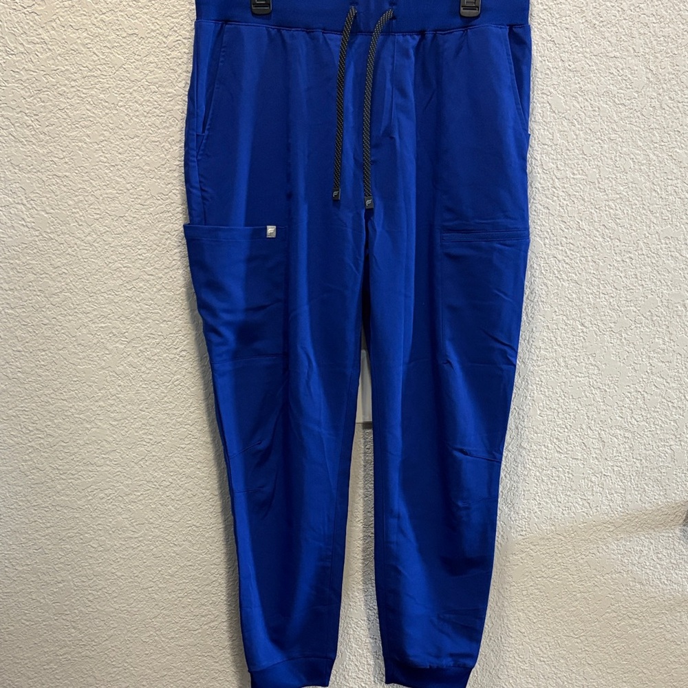 Fabletics high rise jogger scrubs